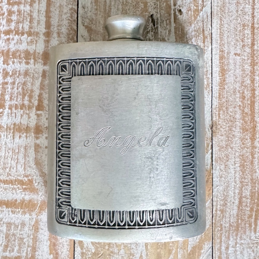 🥃Vintage Pewter ‘Angela’ Flask by Selwin🥃